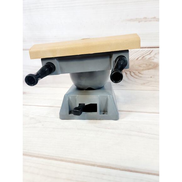 Black & Decker Workmate 8" Bench Top Work Center & Vise Hobbycrafter 79-025 - Picture 6 of 12